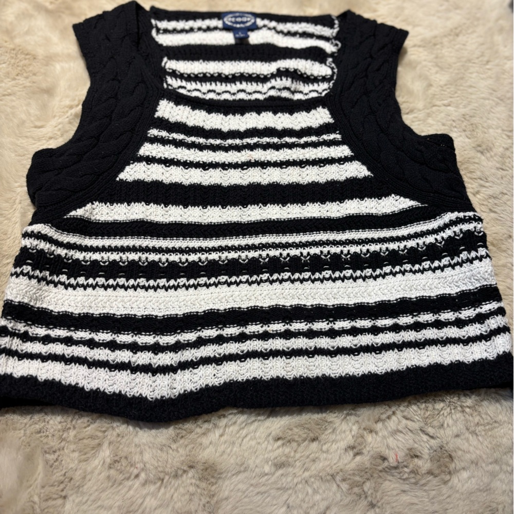 SCOOP Black and White Striped Knit Cropped Sweater